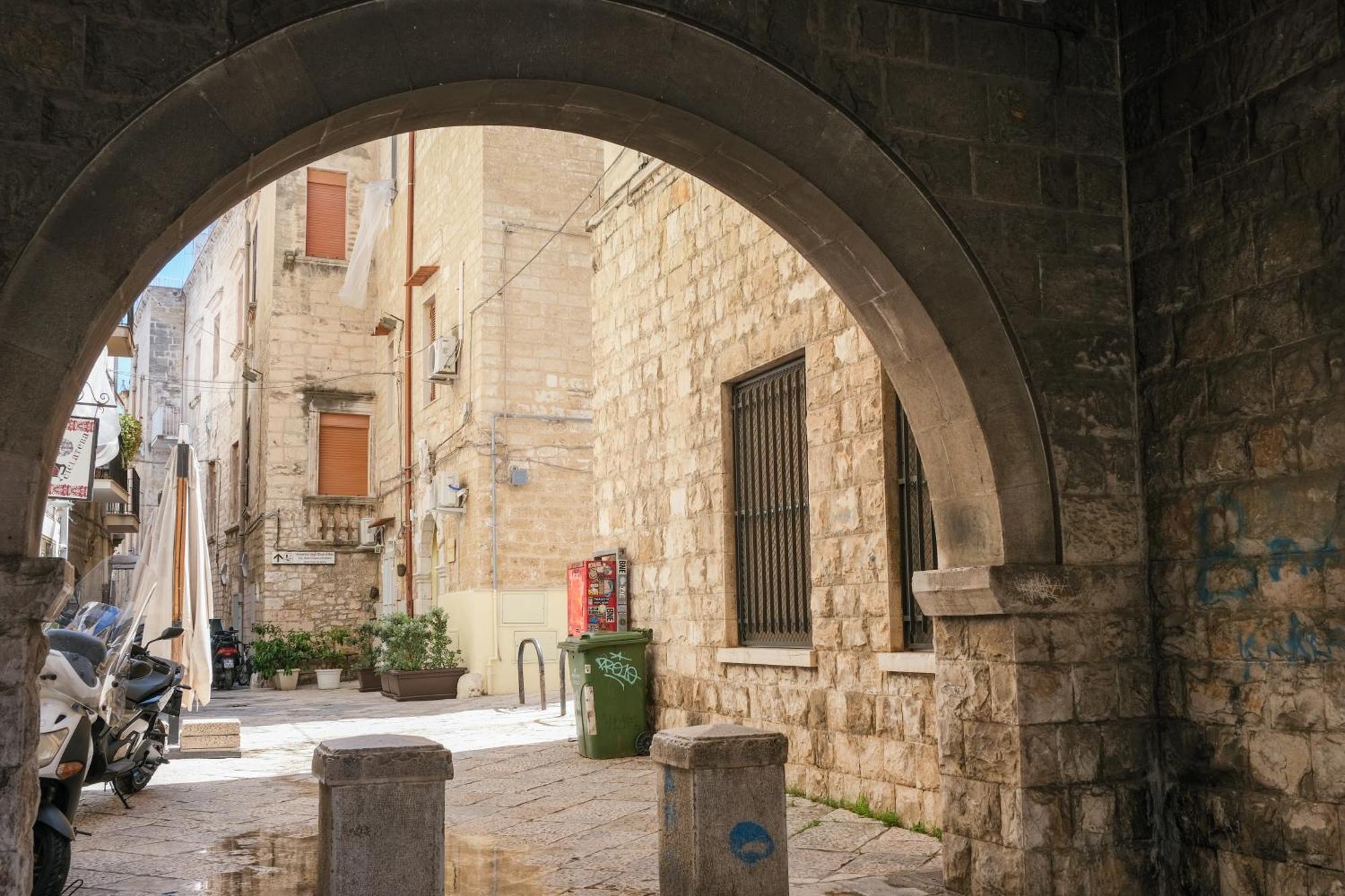 Porta Dei Mori Apartment Bari Exterior photo